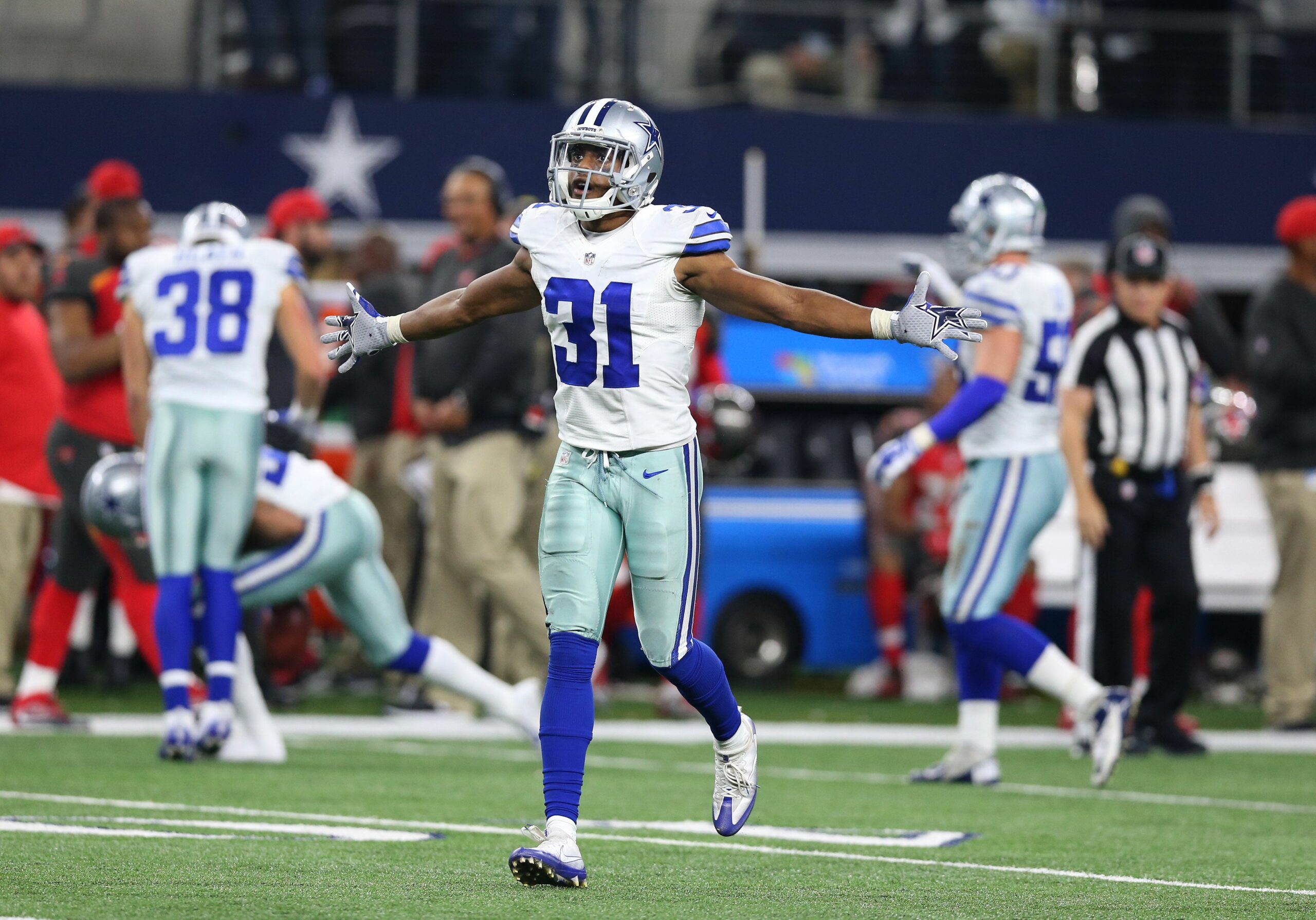 Is Byron Jones In Line To Be A Captain For The Cowboys? - Inside The ...